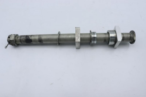 Axe de roue arriere KAWASAKI 1000 Z 2003 - 2006