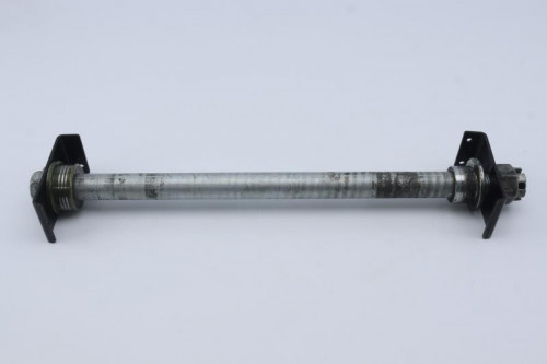 Axe de roue arriere KAWASAKI 750 Z 2004 - 2006
