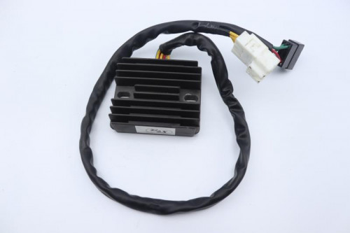 Regulateur charge batterie HONDA CBR 600 FS 2001 - 2002