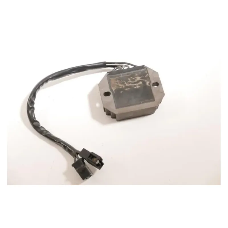 Regulateur charge batterie SUZUKI GS 500 2001 - 2002