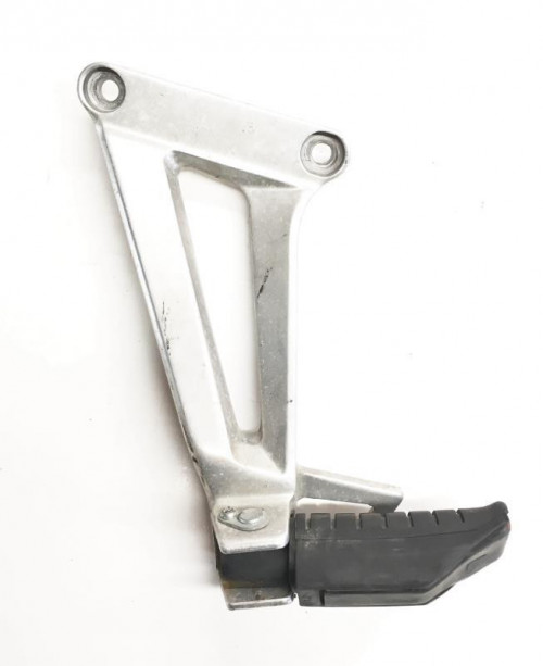Platine et repose pieds arriere gauche HONDA CBR 125 R 2004-2006