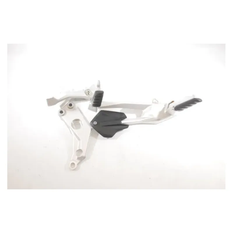 Platine avant droite BMW F 900 R 2019 - 2025
