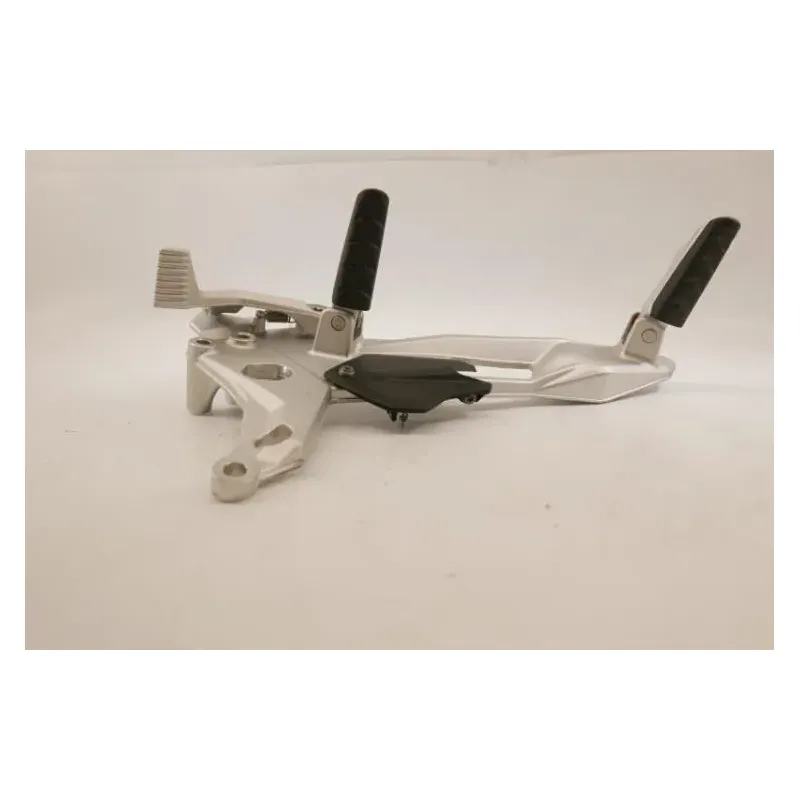 Platine avant droite BMW F 900 R 2019 - 2025
