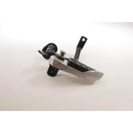 Repose pieds arriere gauche SYM GTS 125 EVO 2009 - 2011