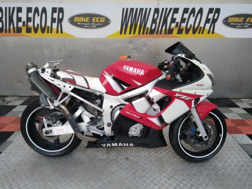 YAMAHA YZF R6 600