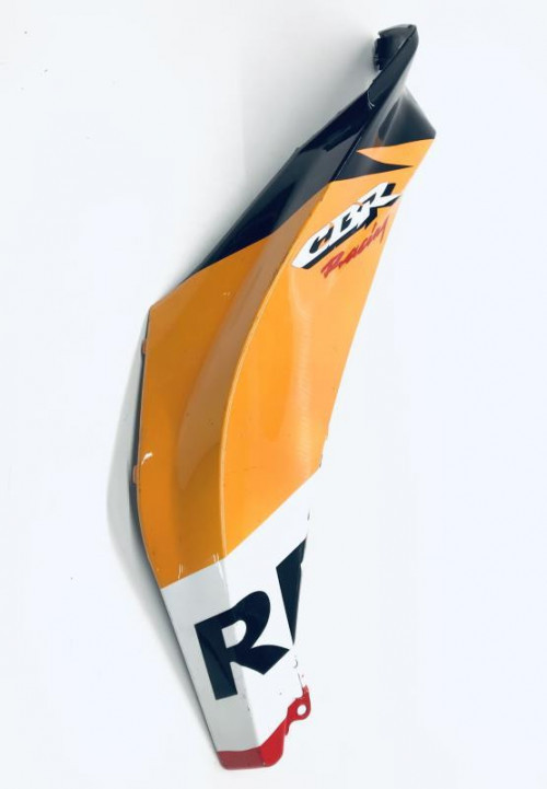 Cache flanc de carenage droit HONDA CBR 600 RR 2009-2012