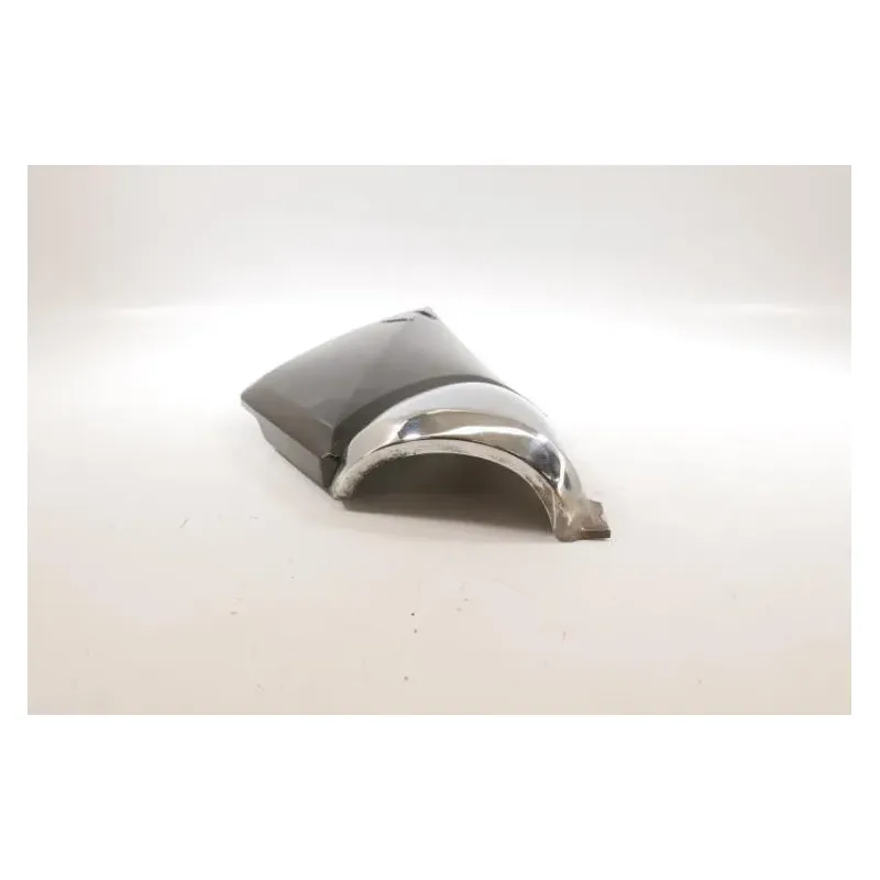 Demi flanc selle droit SUZUKI GSF 600 BANDIT S 2000 - 2004
