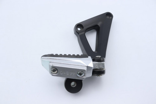 Platine arriere droite SUZUKI 650 GSF BANDIT N 2009 - 2015