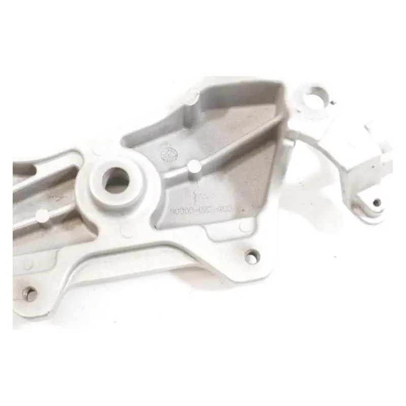 Support moteur droit HONDA CB 600 F HORNET 1998 - 2002