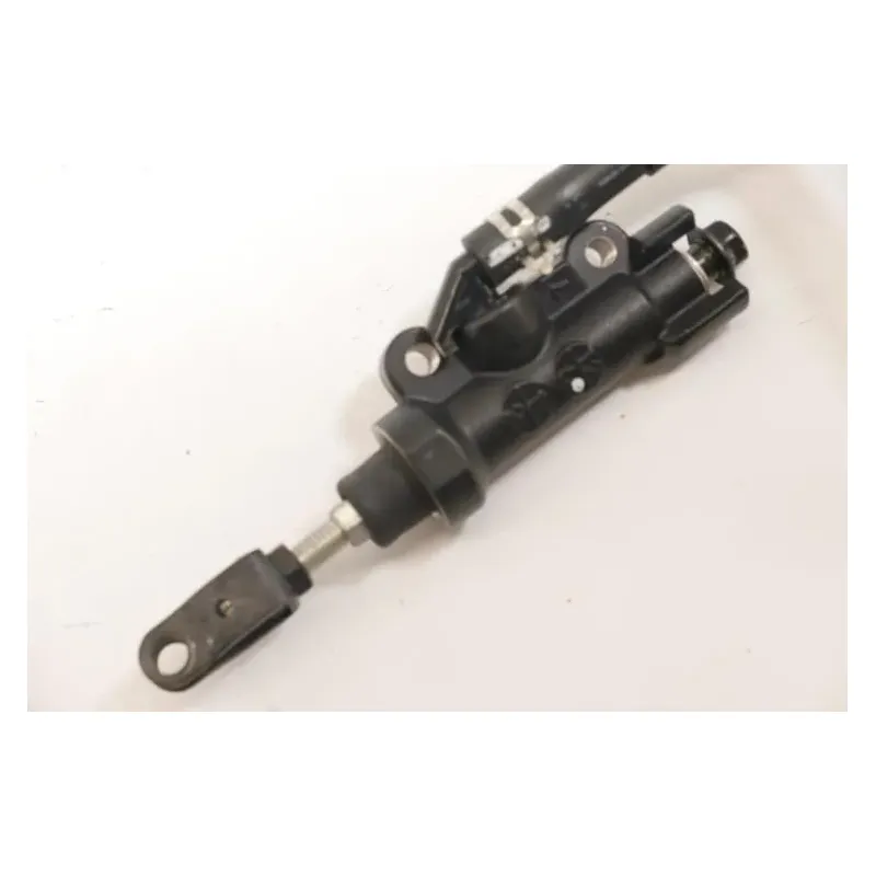 Maitre cylindre frein arriere YAMAHA XJ6 600 ABS 2009 - 2016