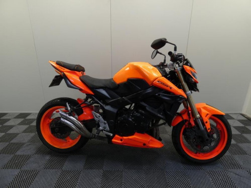 SUZUKI 750 GSR