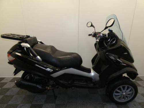 PIAGGIO MP3 300