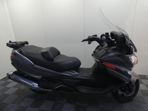 SUZUKI 650 BURGMAN