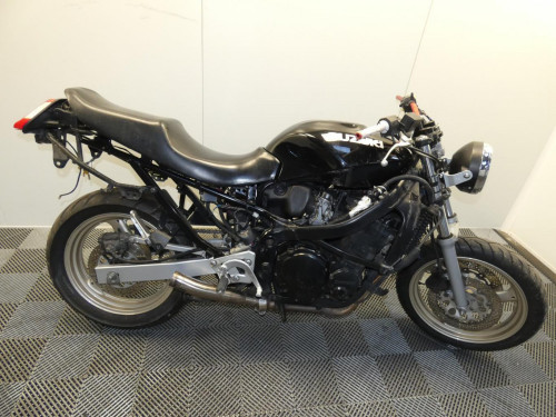 SUZUKI 750 GSXF