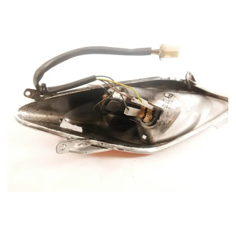 Feu arriere gauche YAMAHA YPR 125 XMAX 2006 - 2009