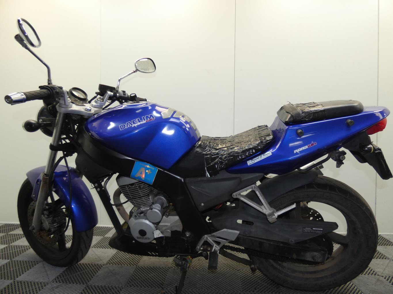 DAELIM 125 ROADWIN BIKEECO
