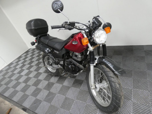 YAMAHA 125 TW