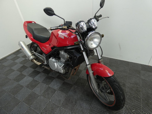 KAWASAKI ER-5 500