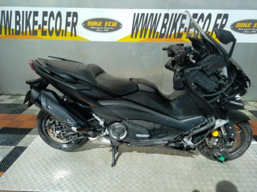 YAMAHA T MAX 560
