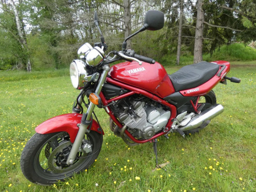 YAMAHA XJ6 600