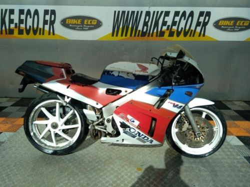 HONDA VFR 400 R