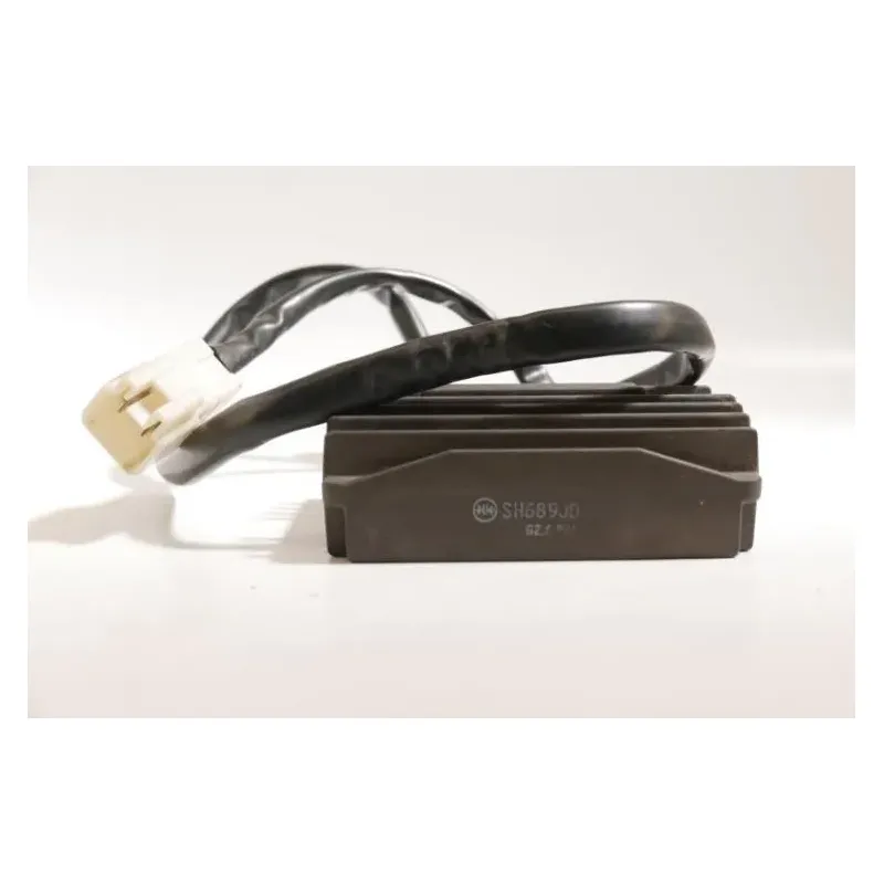 Regulateur charge batterie APRILIA SRV 850 2012 - 2017