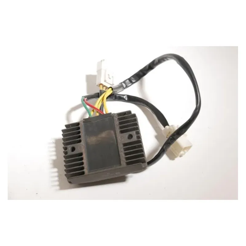 Regulateur charge batterie APRILIA SRV 850 2012 - 2017