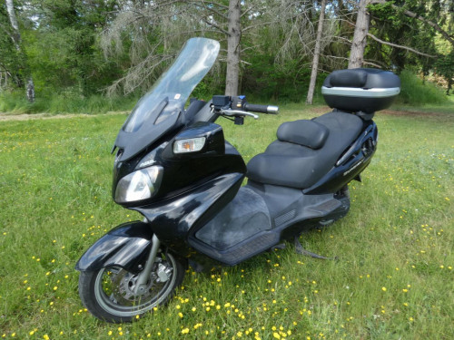 SUZUKI 650 BURGMAN