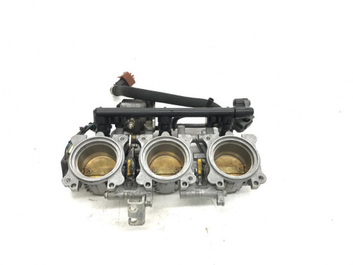 Rampe d'injection TRIUMPH DAYTONA 675 2008-2010 SE