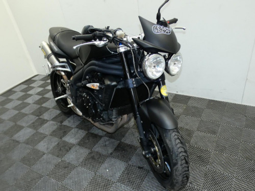 TRIUMPH 1050 SPEED TRIPLE