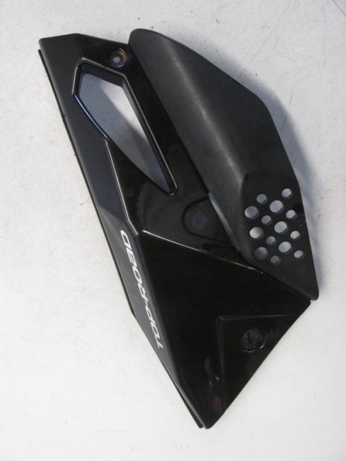 Cache carenage sous selle gauche PEUGEOT XP7 50 2011-2014 2 T SM