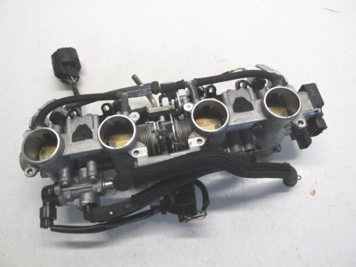 Rampe d'injection SUZUKI GSF 650 07-08 BANDIT SANS ABS