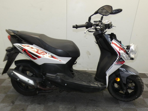 SYM 50 CROX