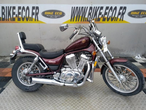 SUZUKI INTRUDER 700