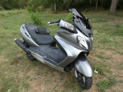 SUZUKI 650 BURGMAN