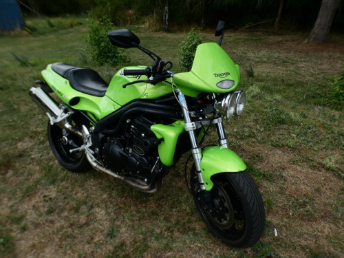 TRIUMPH SPEED TRIPLE
