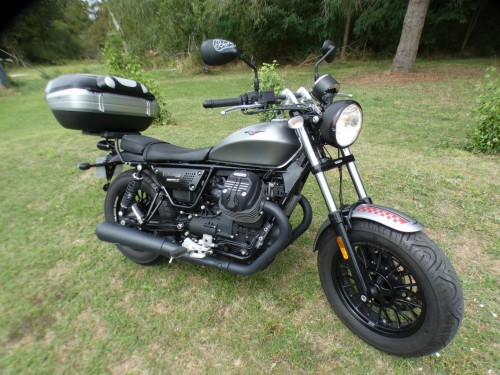 GUZZI V9 BOBBER