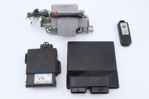 Jeu de serrure contacteur a cle code YAMAHA 530 TMAX SX 2017 - 2018
