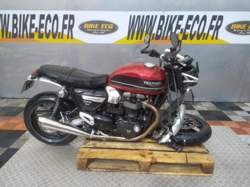 TRIUMPH SPEED TWIN 1200