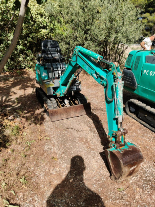 KOMATSU PC03-1 074 T