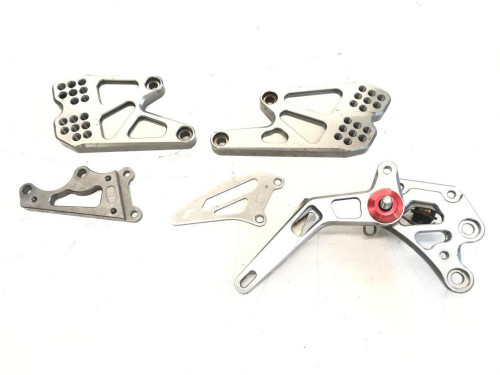 Platine avant droite et gauche YAMAHA YZF 320 2014-2018 R3
