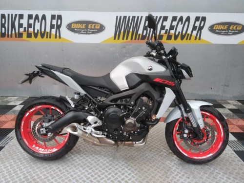 YAMAHA MT09 850