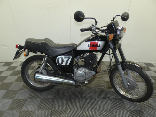 YAMAHA 125 SR