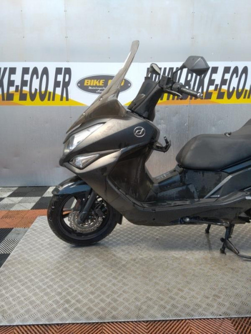 DAELIM S 300