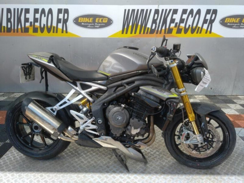 TRIUMPH SPEED TRIPLE 1200 RS S
