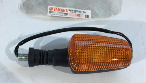 Clignotant arriere gauche YAMAHA TDM 850 1996-2001