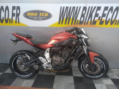 YAMAHA MT-07 700