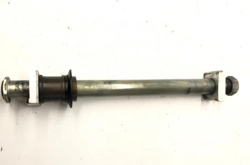 Axe de roue arriere YAMAHA XP 530 12-14 T-MAX ABS