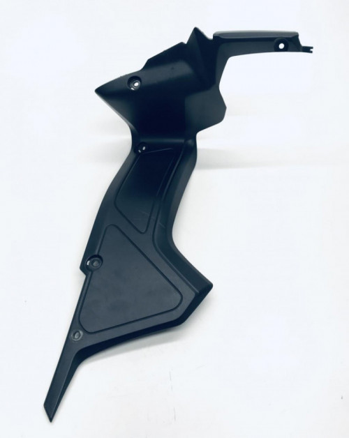 Cache interieur carenage gauche YAMAHA FZ8 800 2011-2015 FAZER S
