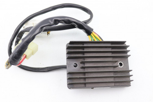 Regulateur charge batterie HONDA 1100 CB SF X11 1999 - 2002
